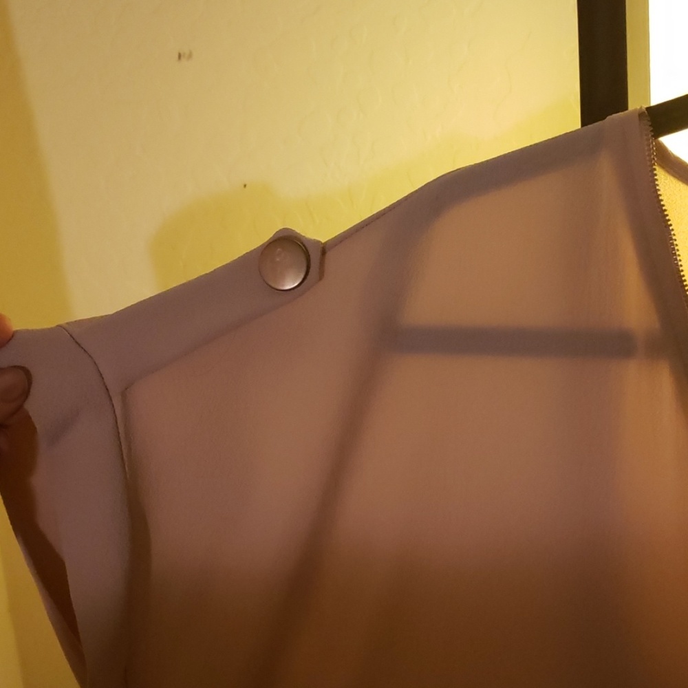 Tan top - Picture 2 of 2